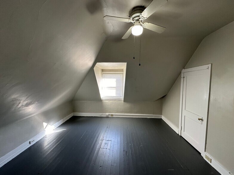 Building Photo - 2659 Bellevue Ave