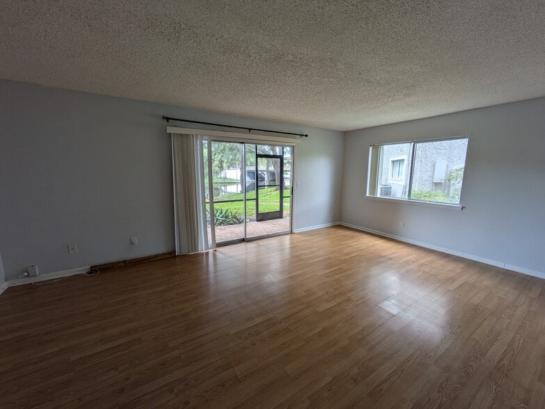 Building Photo - 6303 Newtown Cir
