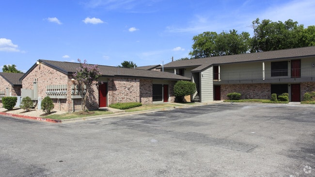 Building Photo - Hillside Place