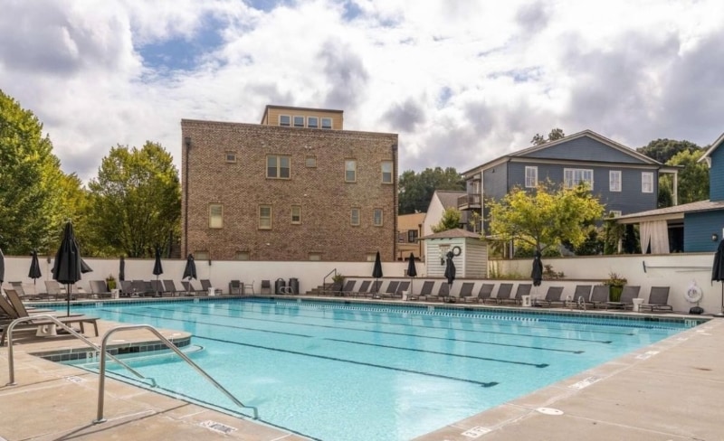 Building Photo - 947 N Ormewood Park Dr SE