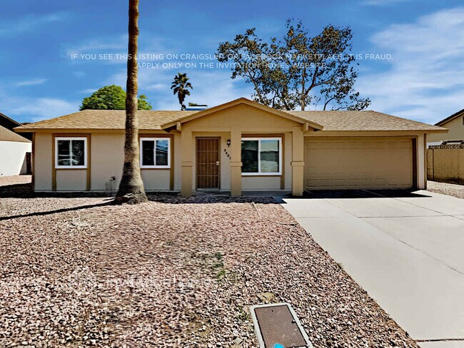 Primary Photo - 3407 E Anderson Dr