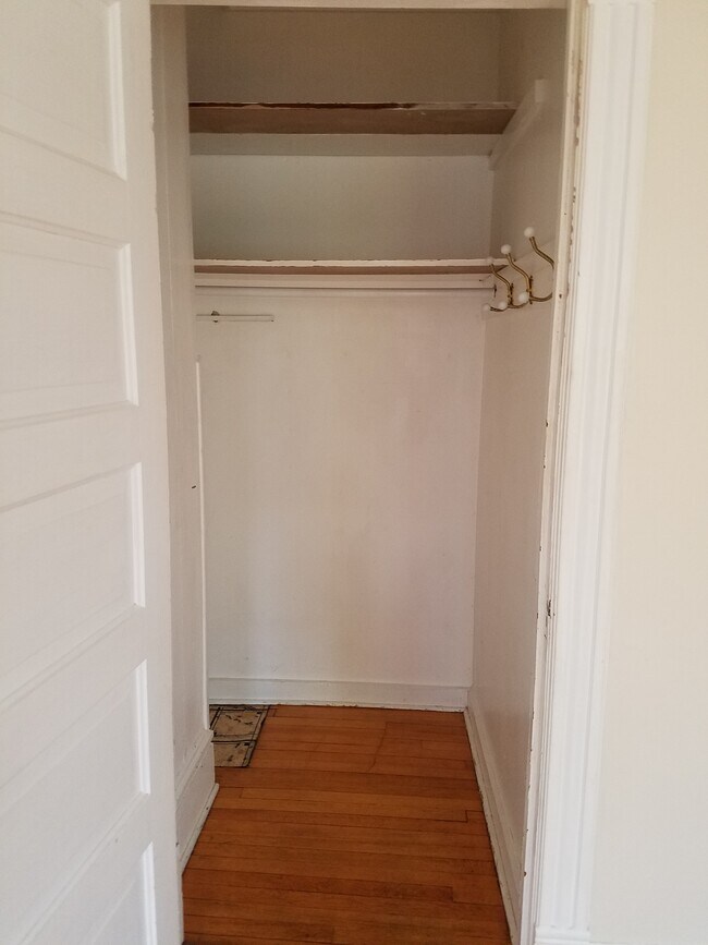 Building Photo - 1259 Spaight St