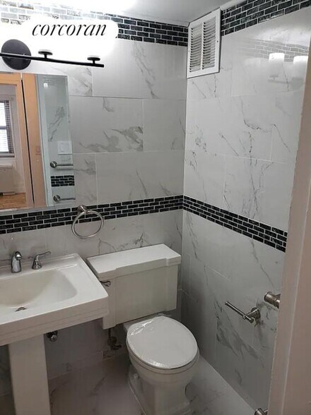 Building Photo - 345 E 56th St