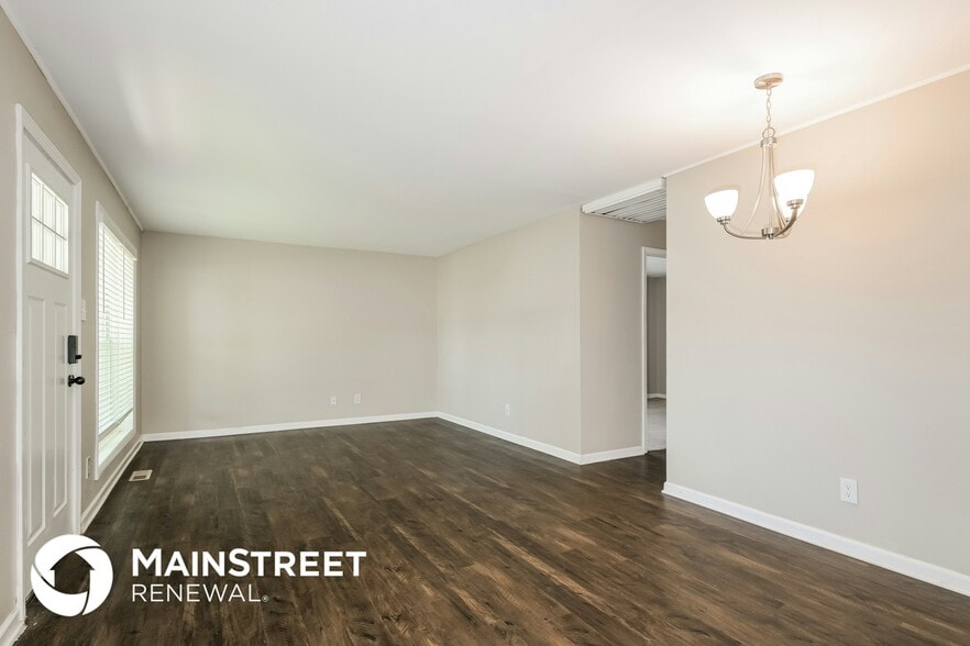 Building Photo - 27 Steeplechase Dr