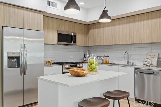 Building Photo - 12078 Guerin St