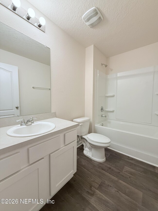 Building Photo - 870 Morgans Treasure Rd