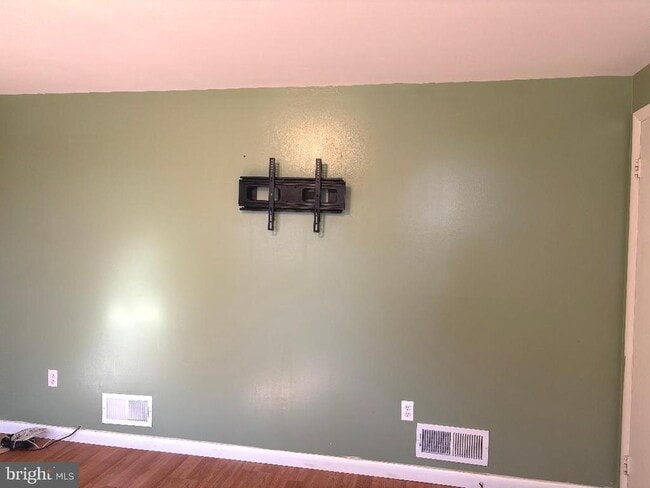 Building Photo - 5315 Manorfield Rd