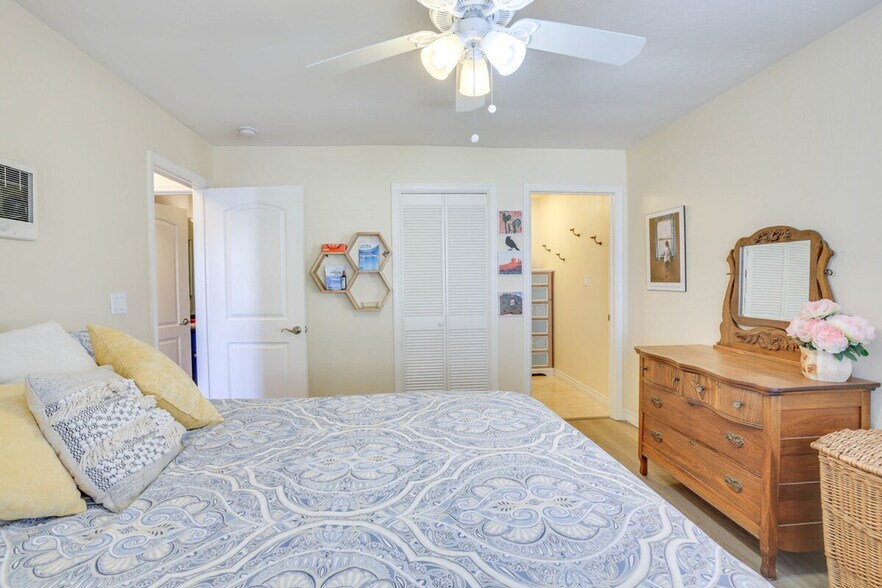 Building Photo - 126 Elder Ave