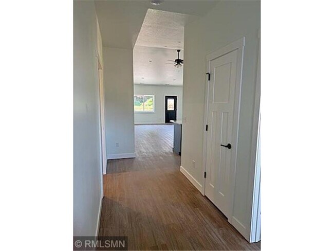 Building Photo - 1226-1228 Wisteria Ln