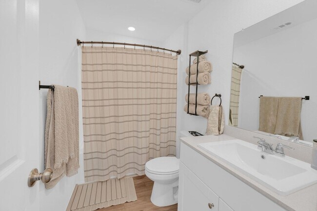 Building Photo - 2324 Willkomen Wy