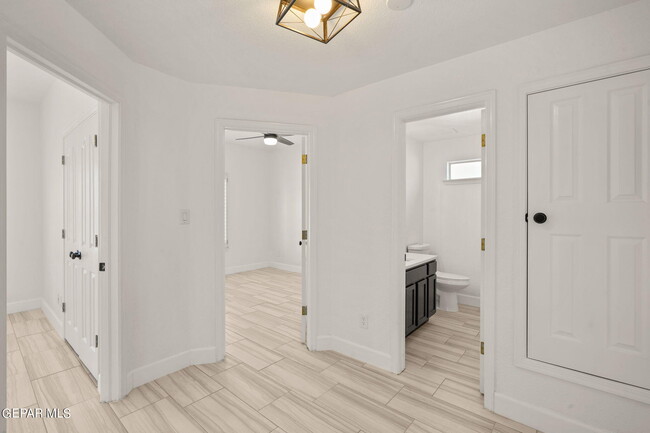 Building Photo - 11309 Loma Linda Cir