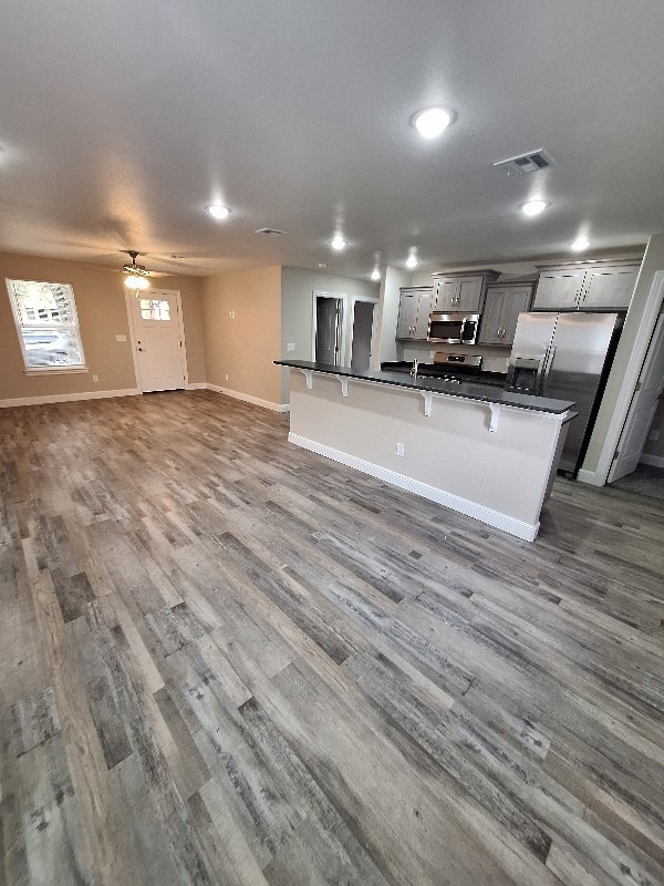 Building Photo - 1722 S Porter Ave