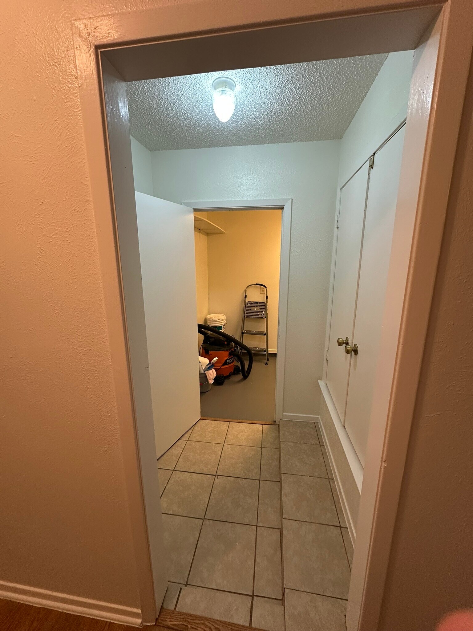 Building Photo - 4504 Dorsett Oaks Cir