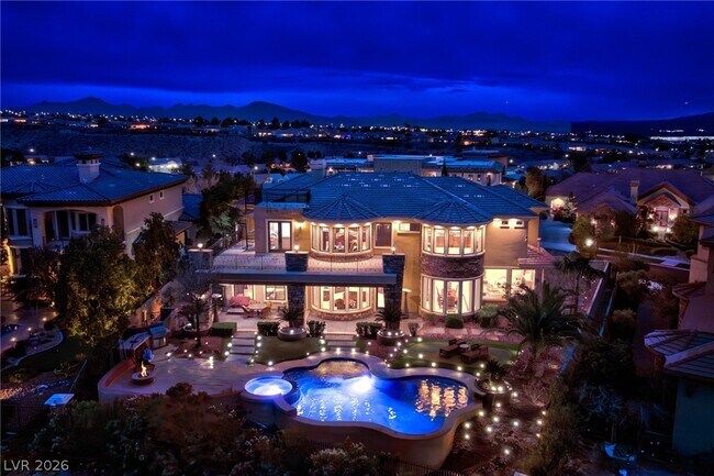 Building Photo - 1581 Villa Rica Dr