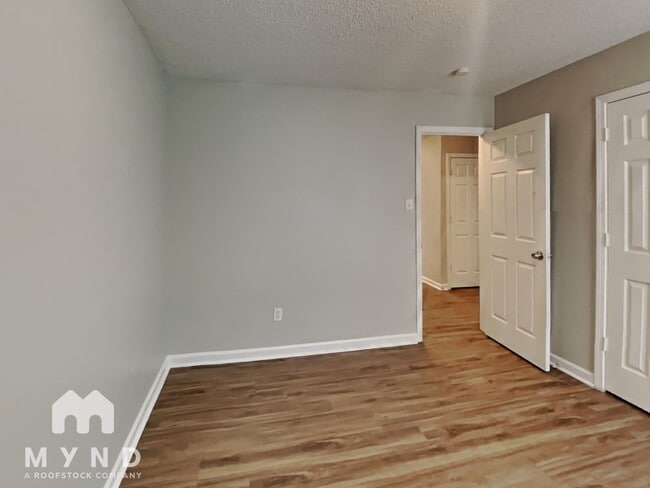 Building Photo - 3935 Rim Creek Ln