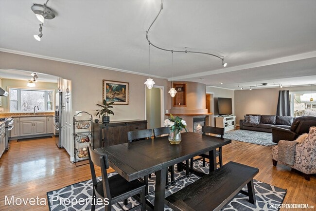 Building Photo - 4 br, 3.5 bath House - 1334 K Street