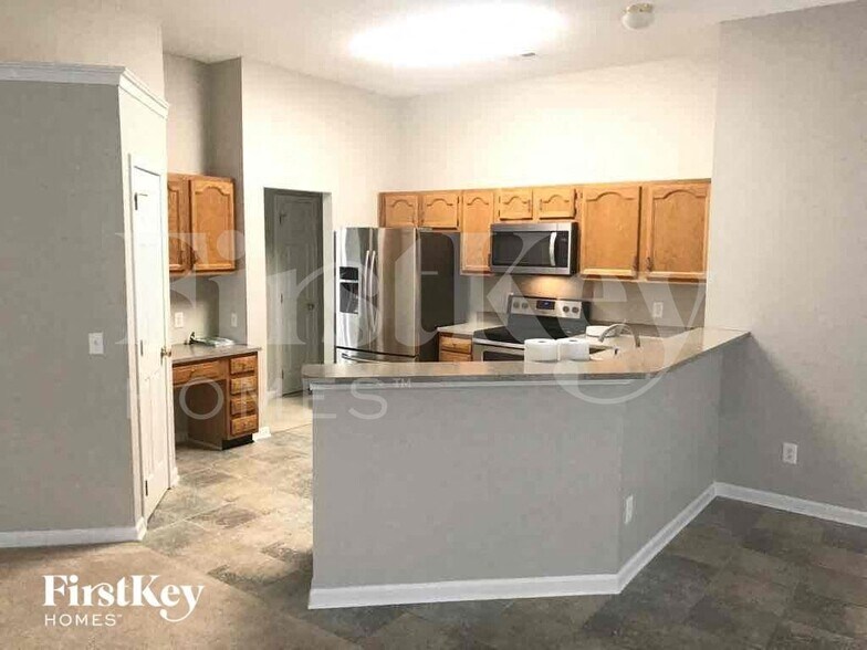 Building Photo - 3300 Dunfield Ct