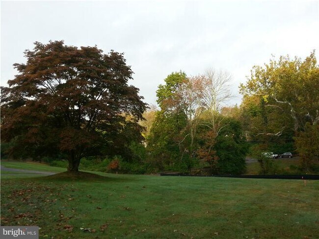 Building Photo - 20 Battlebrook Ln