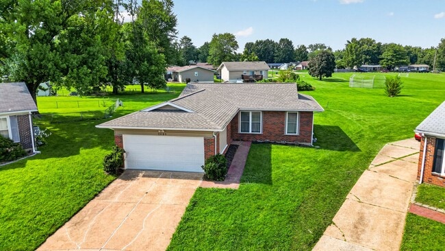 Building Photo - 3689 Whispering Woods Dr