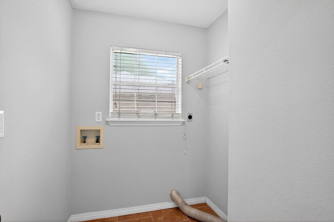 Building Photo - Beautiful Diamondhead Home
