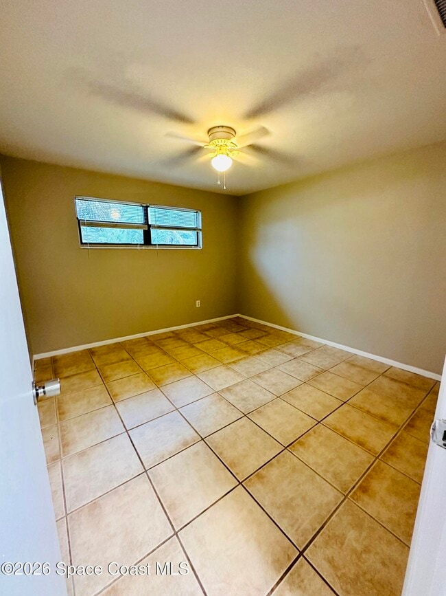 Building Photo - 625 Verbenia Dr