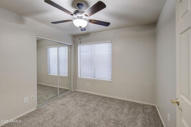 Building Photo - 15025 W Bottle Tree Ave