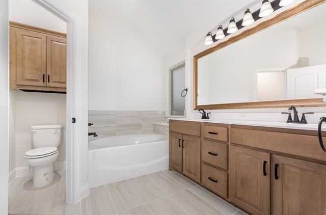 Building Photo - 612 Tenor Dr