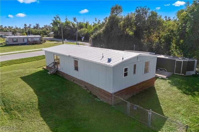 Building Photo - 11217 Stringfellow Rd