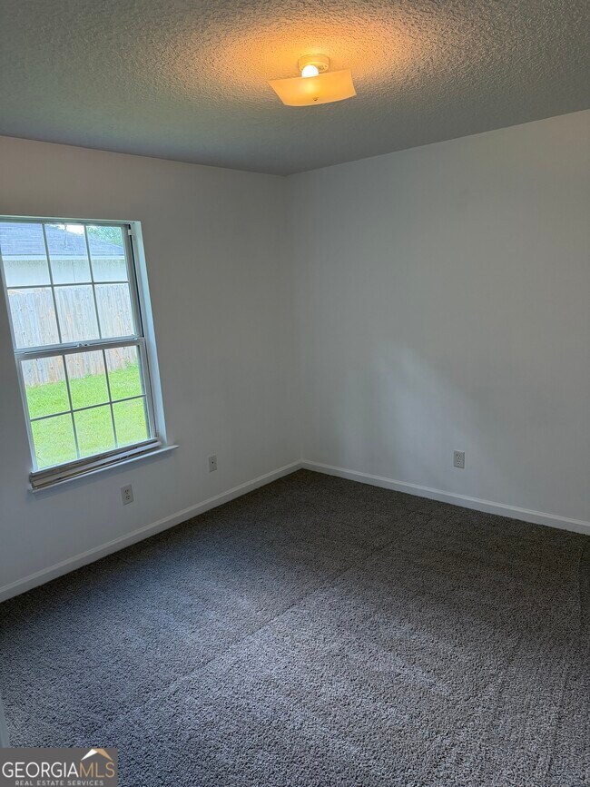 Building Photo - 244 Merriwood Cir
