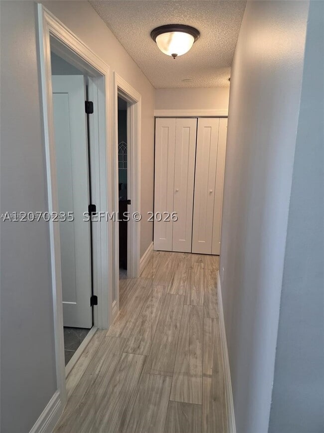 Building Photo - 680 NW 159th Ave