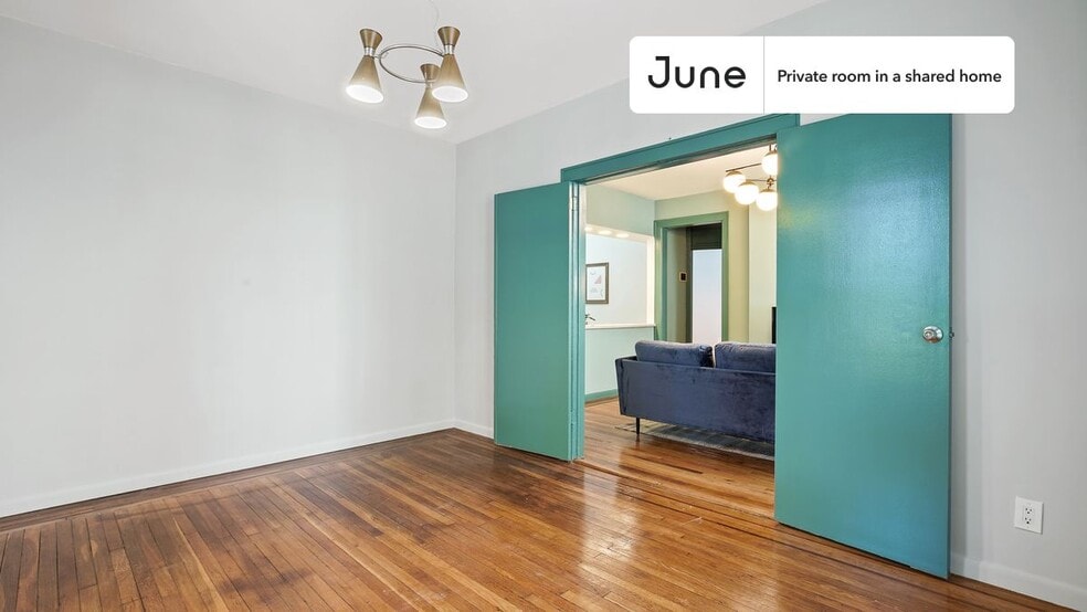 Building Photo - Room in Shared 4 bed/1 bath home