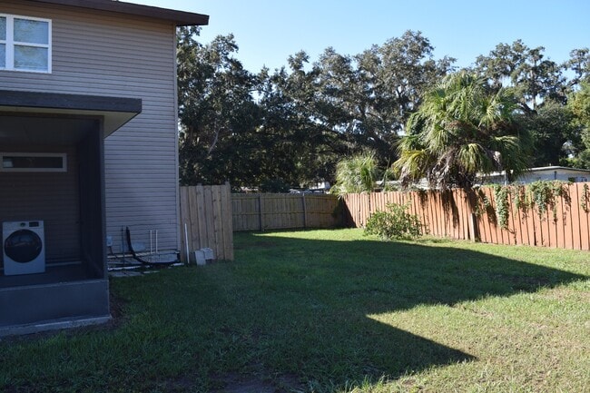 Building Photo - 2718 Viola Ln