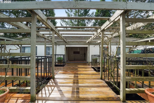 Building Photo - 264 Cervantes
