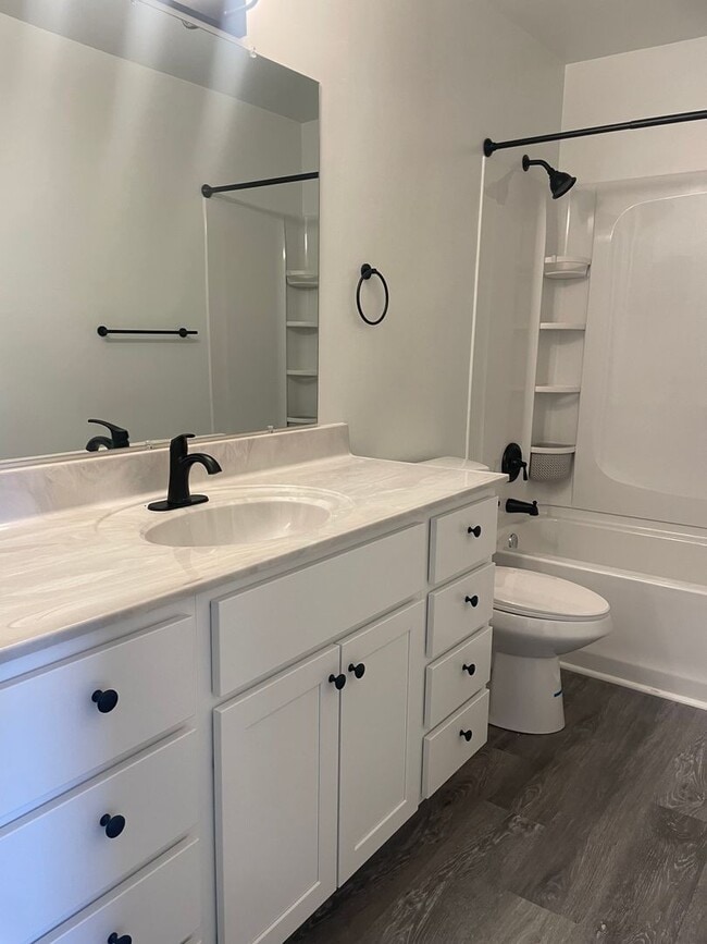 Building Photo - 6491 Carefree Ln