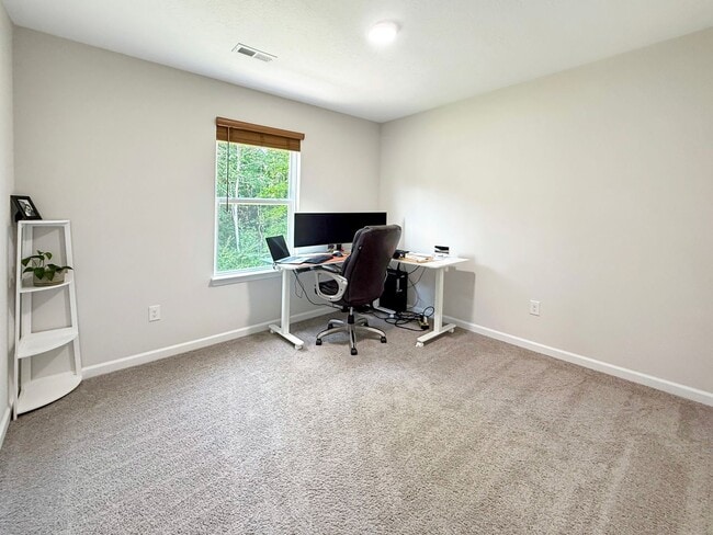 Building Photo - Newer Construction 4 bedroom available for...