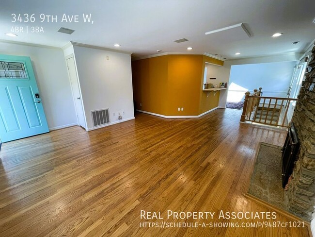 Building Photo - 3436 9th Ave W
