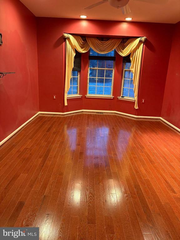 Building Photo - 950 Nathaniel Trail