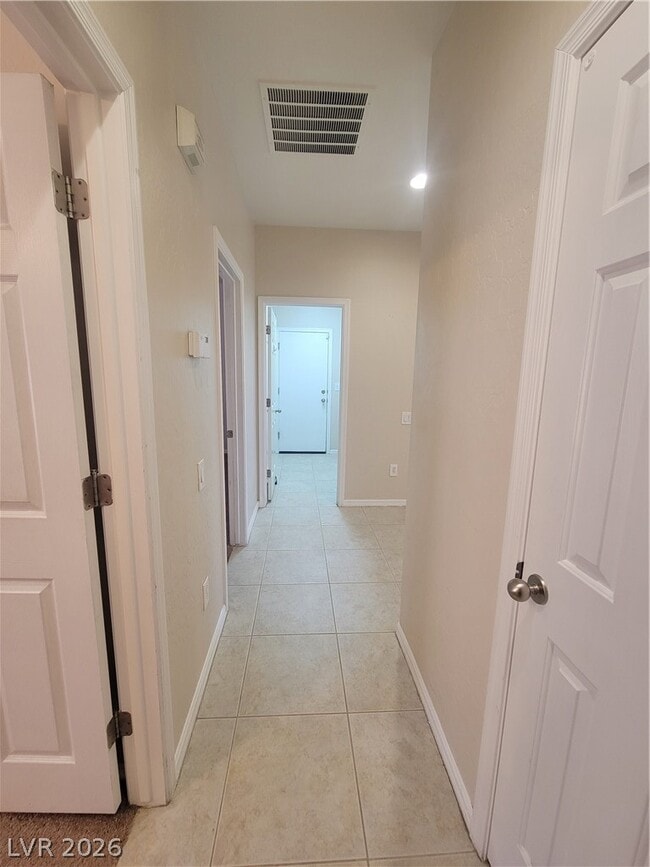 Building Photo - 6729 Curlews Ct