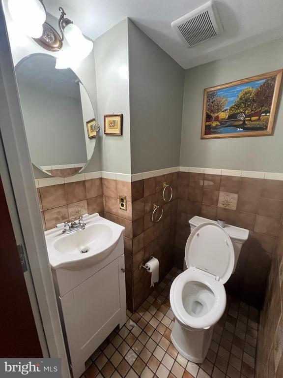 Building Photo - 7329 Merganser Pl