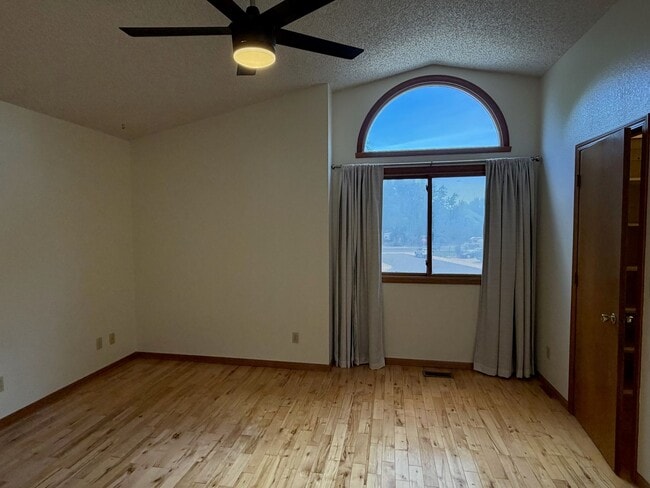 Building Photo - 1005 Princewood Pl