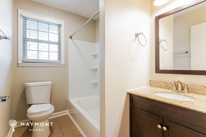 Building Photo - 107 Woodridge Dr