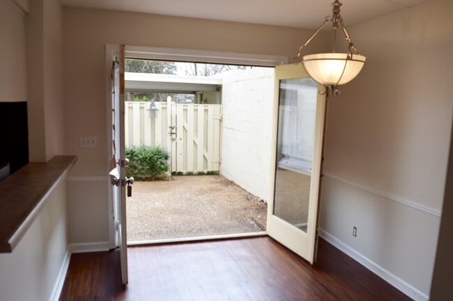 Building Photo - Updated photos coming soon…Great 2 Bedroom 1 1/2 Bath Townhome Now Available in River Plantation!