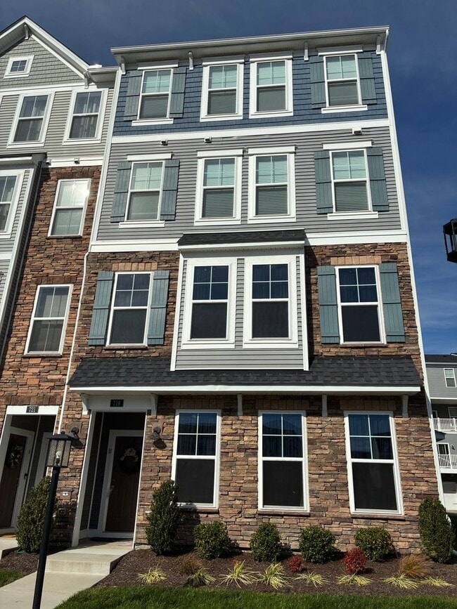 Primary Photo - 2 Bedroom Condo in Glen Allen