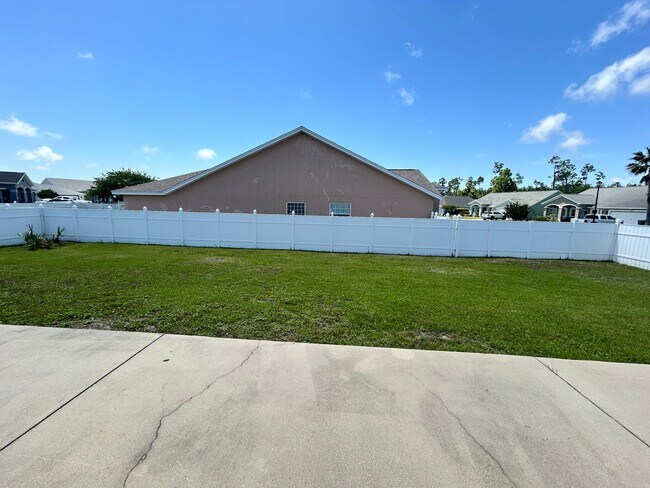 Building Photo - 3474 Cherry Ridge Rd