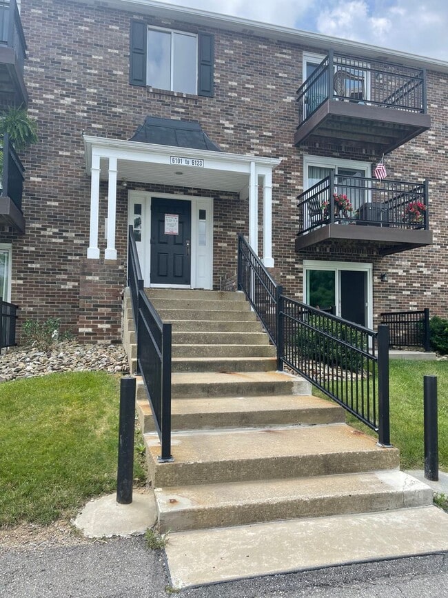 Building Photo - Hopewell - 2Br Condo - Independence Square