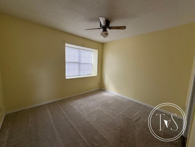 Building Photo - RATE DROP ALERT (was $1300/month) and FALL...