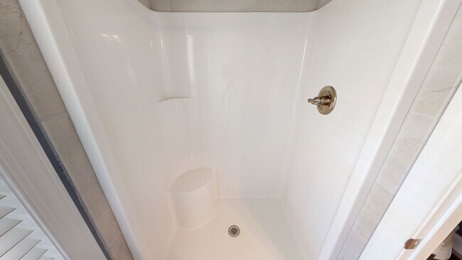 Building Photo - Custom Build in Whispering Pines!