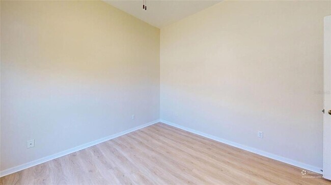 Building Photo - 1853 Atlantic Dr