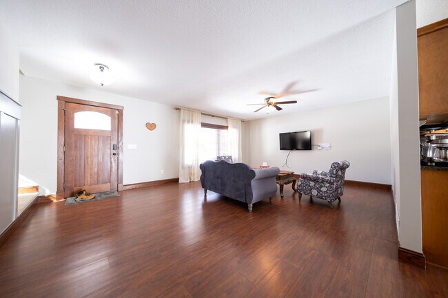 Building Photo - 15678 Duck Pond Way