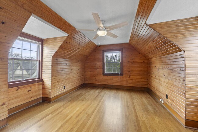 Building Photo - 2505 Coventry Rd
